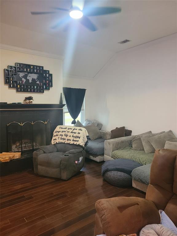 Worms Pt - Residential