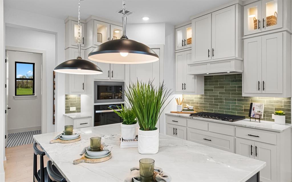 15522 Swallowtail Street