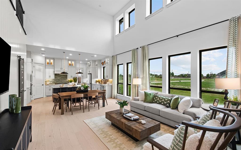 15522 Swallowtail Street