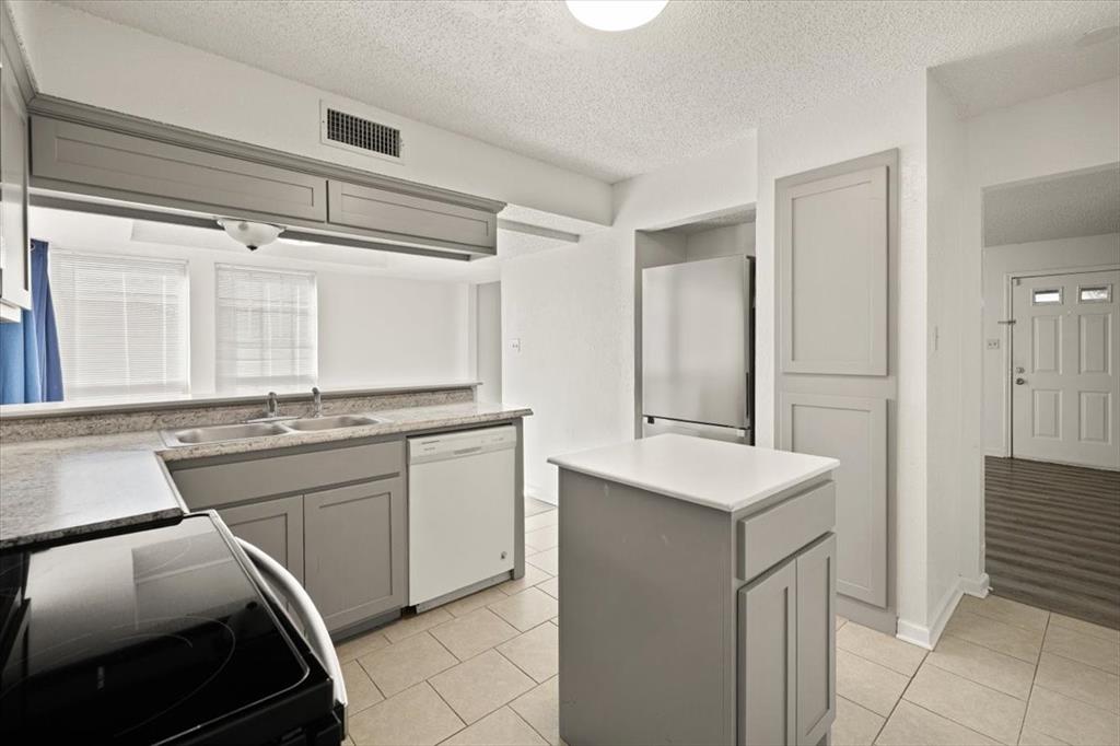 Whispering Meadow 2nd Inc Add - Residential Lease