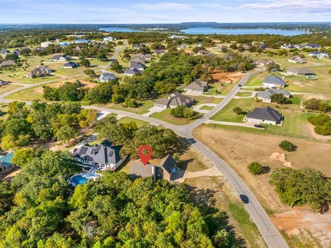 Tiny photo for 516 Lydia Lane, Granbury, TX 76049 (MLS # 21080358)