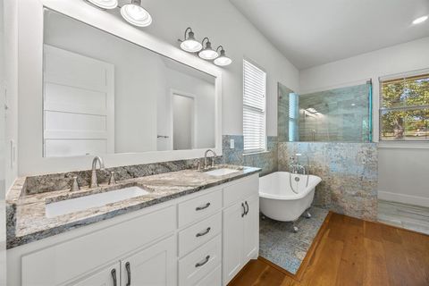 Tiny photo for 516 Lydia Lane, Granbury, TX 76049 (MLS # 21080358)