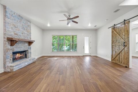 Tiny photo for 516 Lydia Lane, Granbury, TX 76049 (MLS # 21080358)