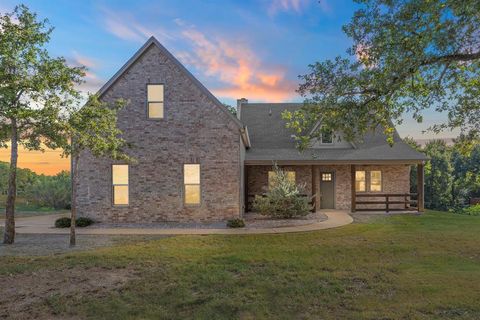 516 Lydia Lane Granbury TX 76049