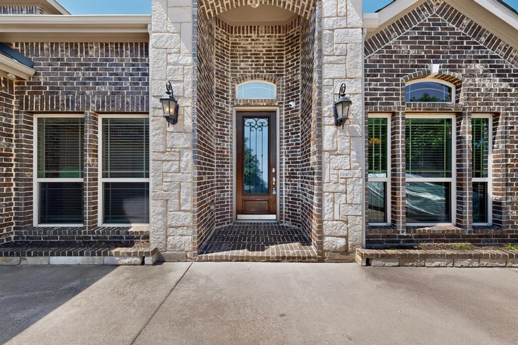 1410 Nighthawk Lane