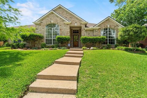 1906 Walnut Hill Drive Rowlett TX 75088
