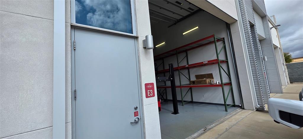 2137 Chelsea Road E3