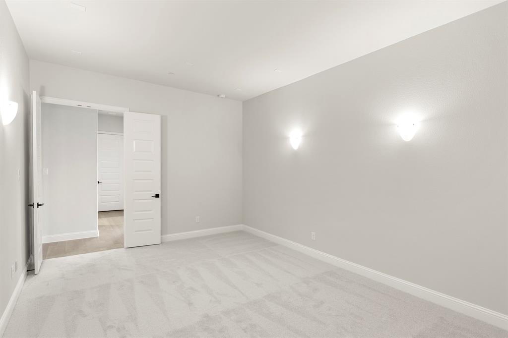 Las Brisas - Residential