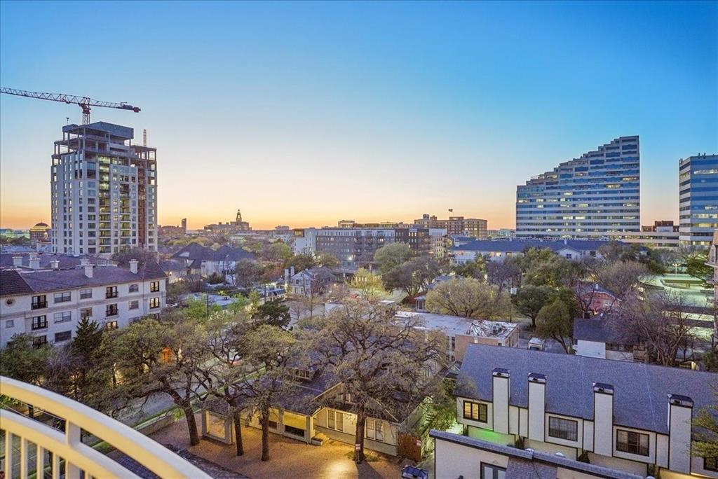 Renaissance-Turtle Crk Condo - Residential