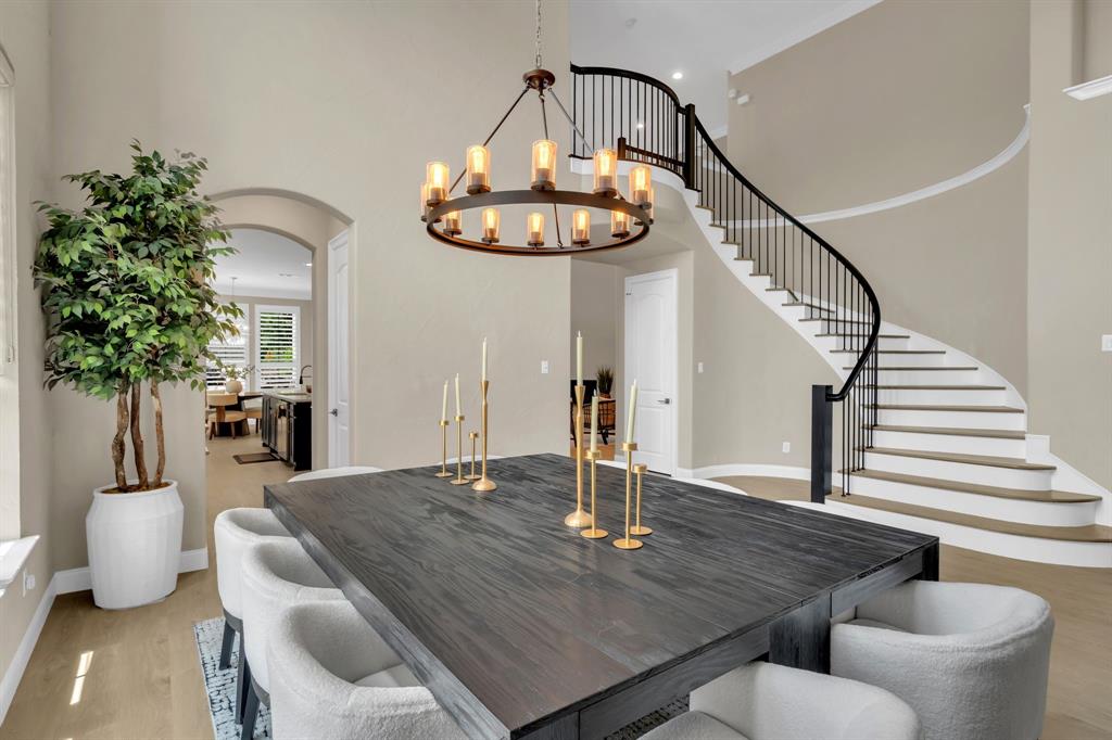 1401 Latigo Lane