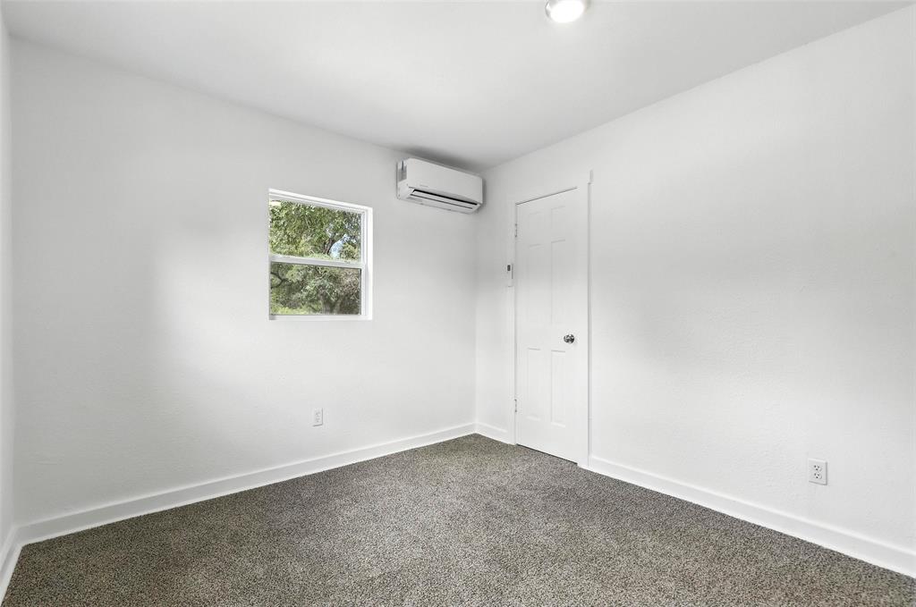 Oak Trail Shores Sec B - Residential