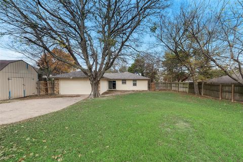 A home in DeSoto