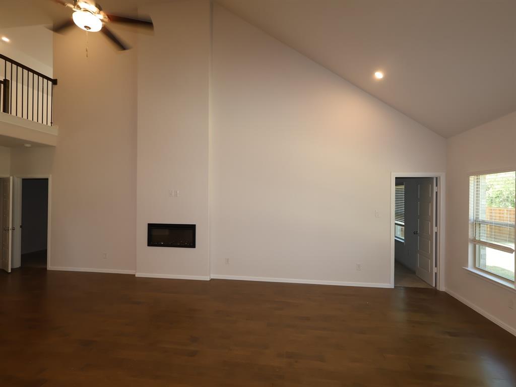 1023 Auburn Drive