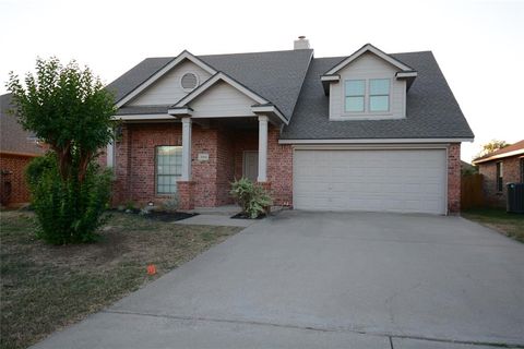 3004 Glenwood Court Aubrey TX 76227