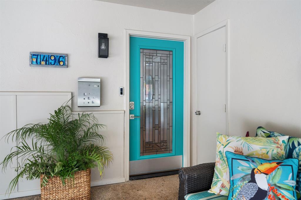 White Rock West Condo - Residential