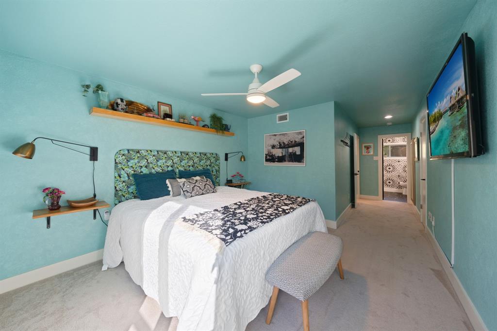 White Rock West Condo - Residential