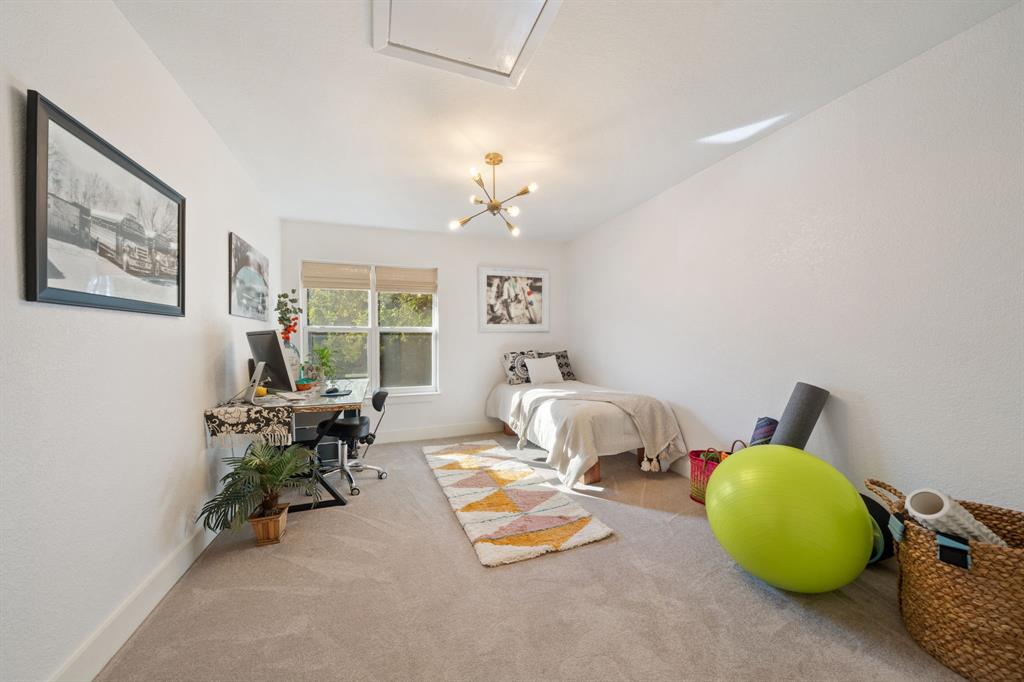 White Rock West Condo - Residential