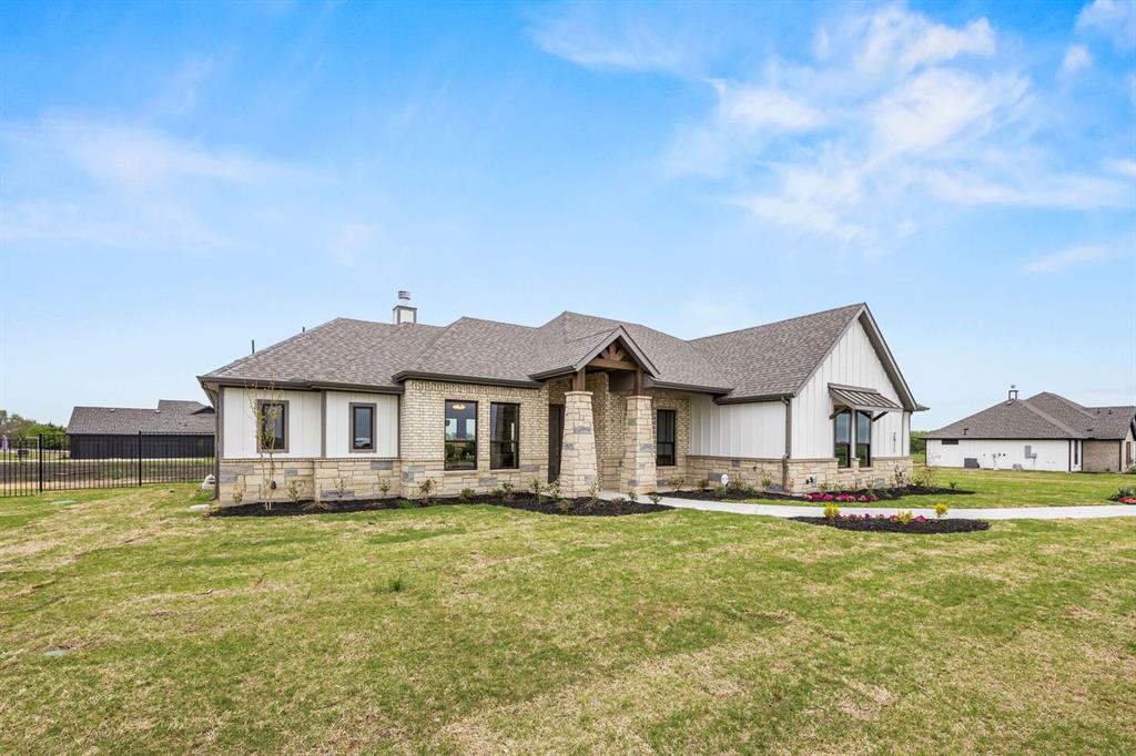2911 Stella Rose Court
