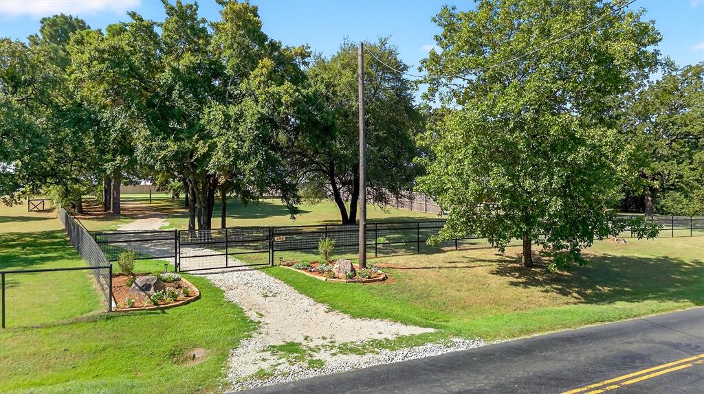 288 Locust Road