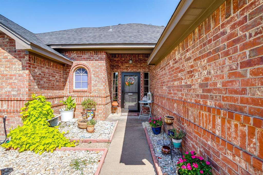 944 Brown Crest Road