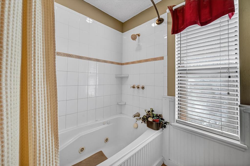 Autumn Hill Arlington - Residential