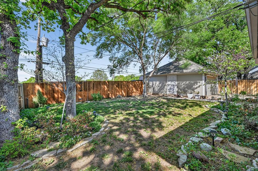 Autumn Hill Arlington - Residential