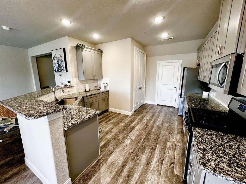 Parkview Lane - Residential Lease