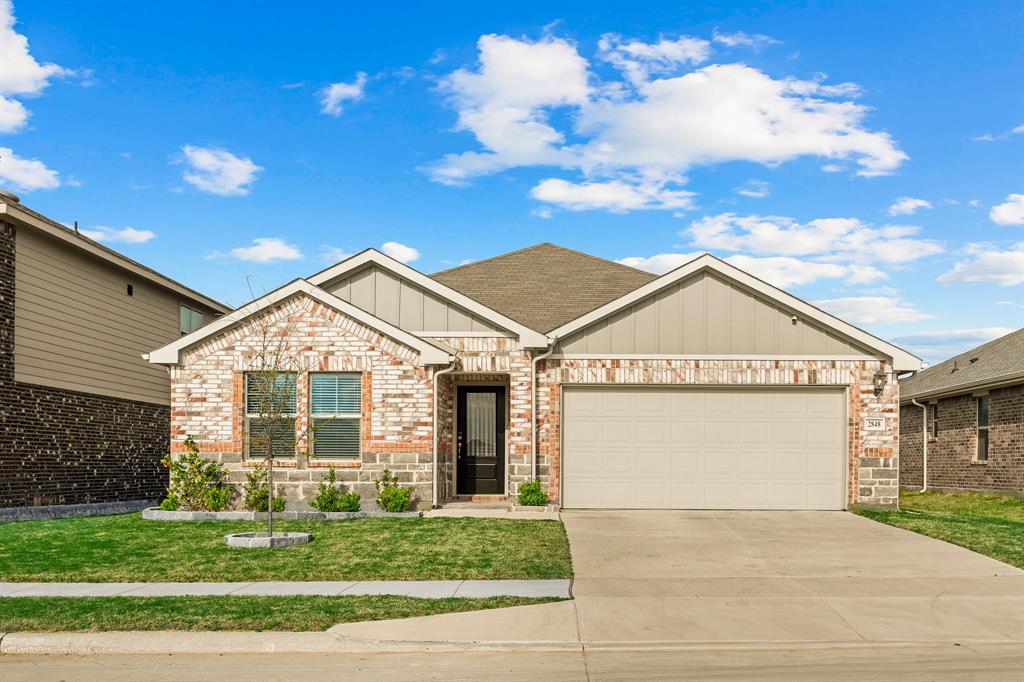 2848 Fox Trail Lane