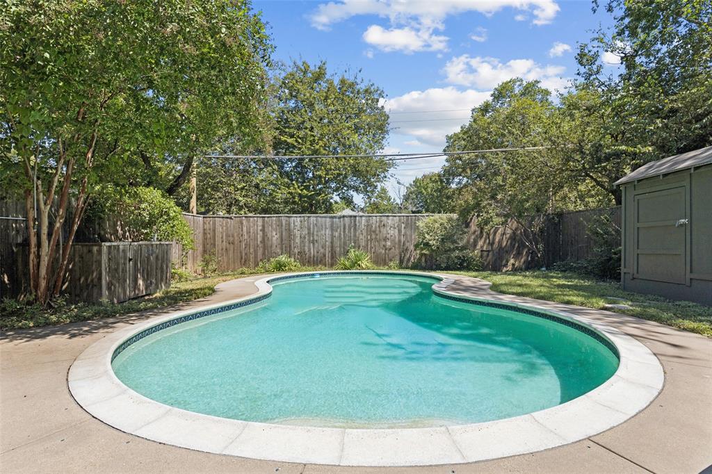 Winnetka Heights - Residential