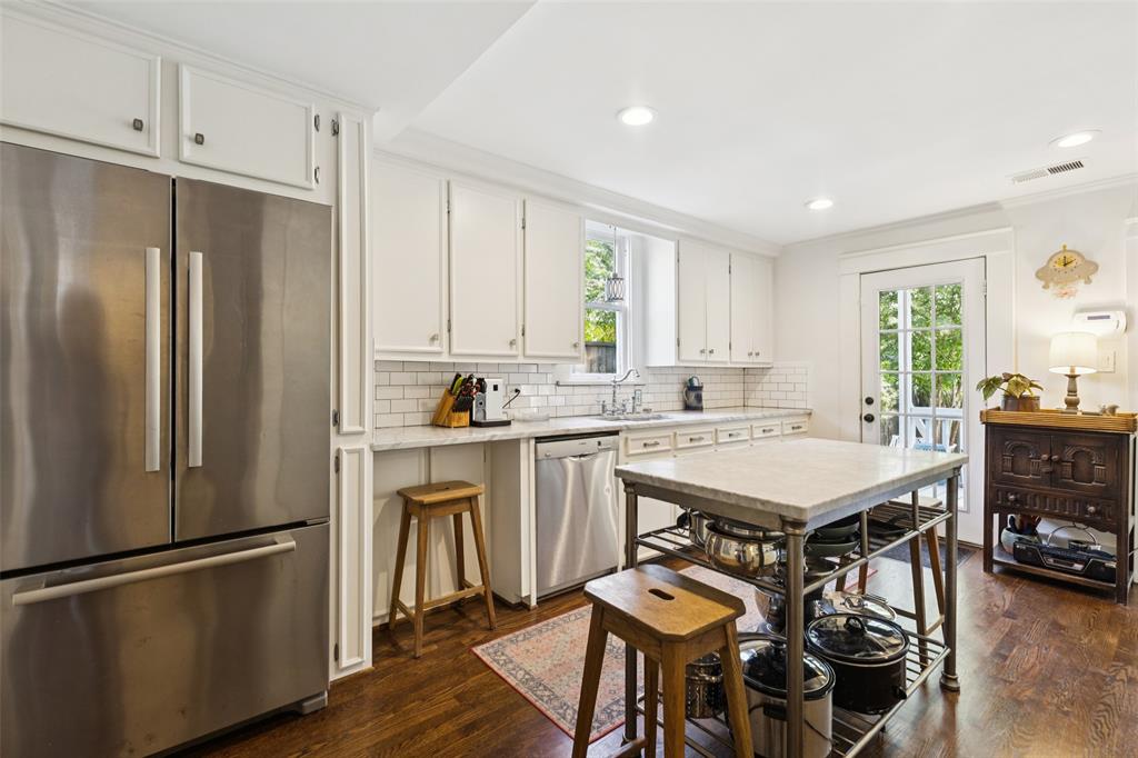 Winnetka Heights - Residential