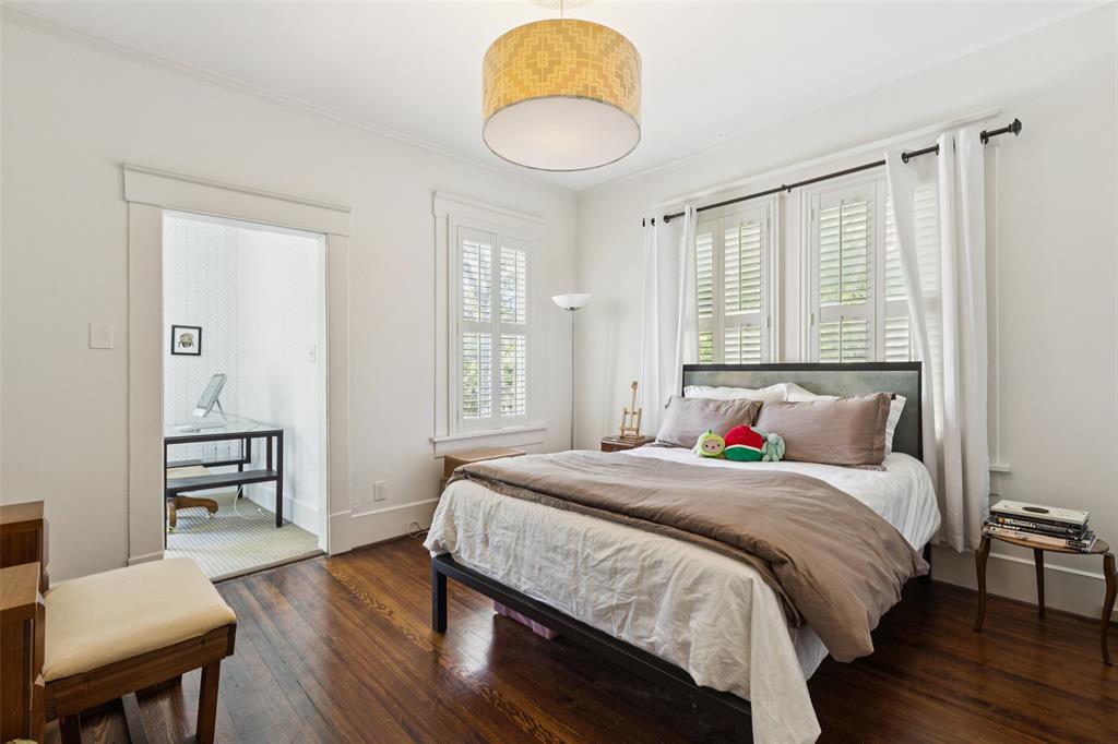 Winnetka Heights - Residential