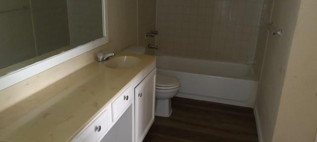 Colony 23 - Residential Lease