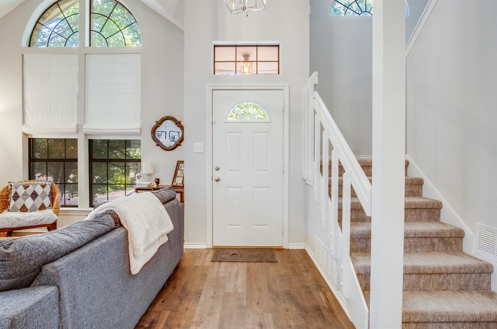 626 Lochngreen Trail