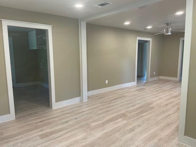 A021W M R PALACIOS-WEST - Residential