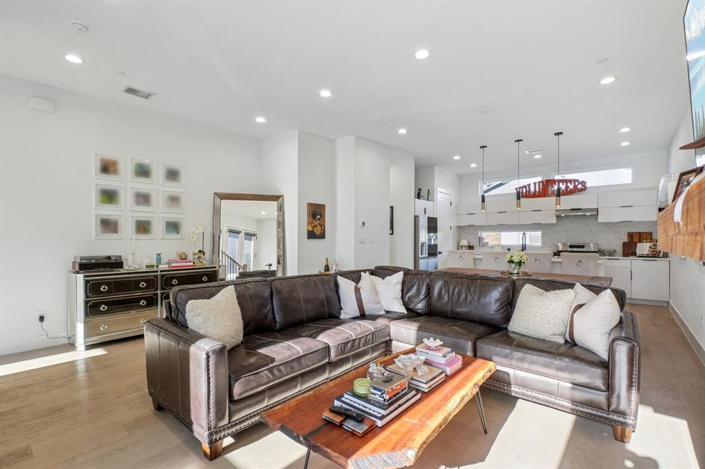 Henderson Condo - Residential Lease