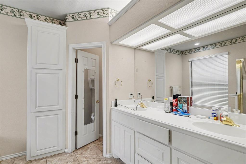 Woodland Park Twnhms Addition - Residential