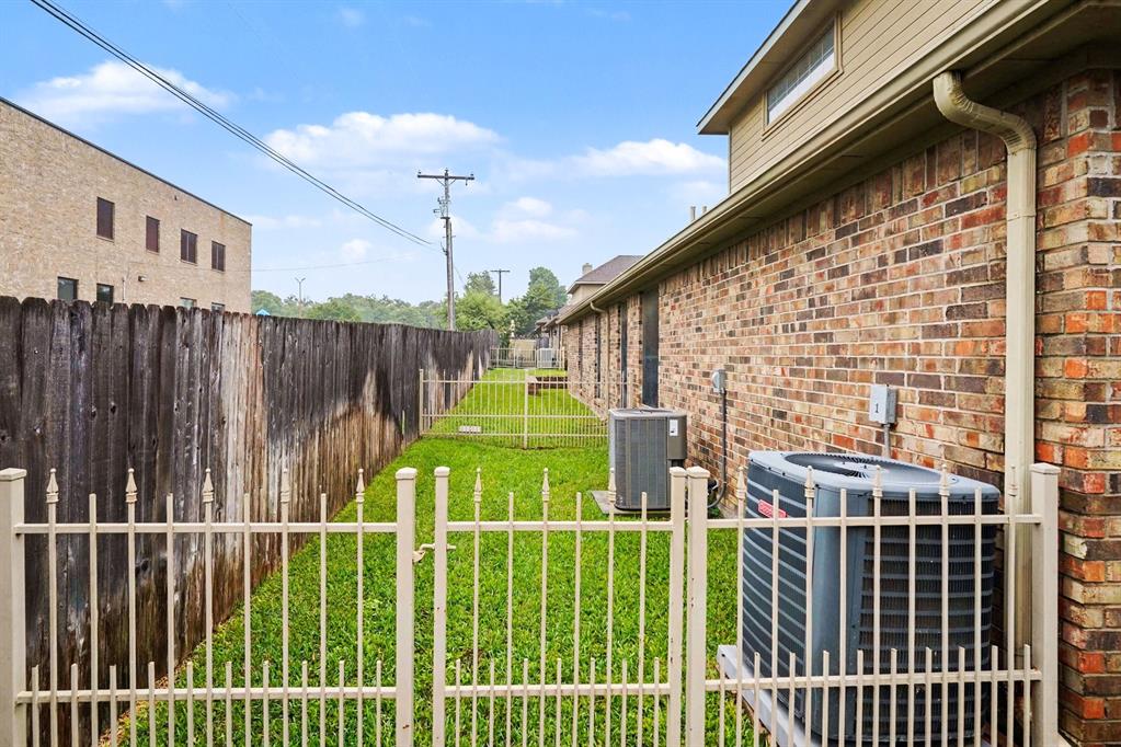 Woodland Park Twnhms Addition - Residential