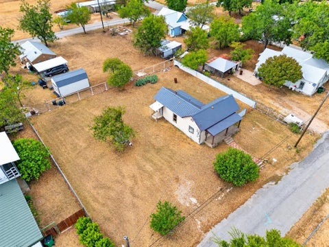 Photo of 410 Vine Street, Dublin, TX 76446 (MLS # 21402107)