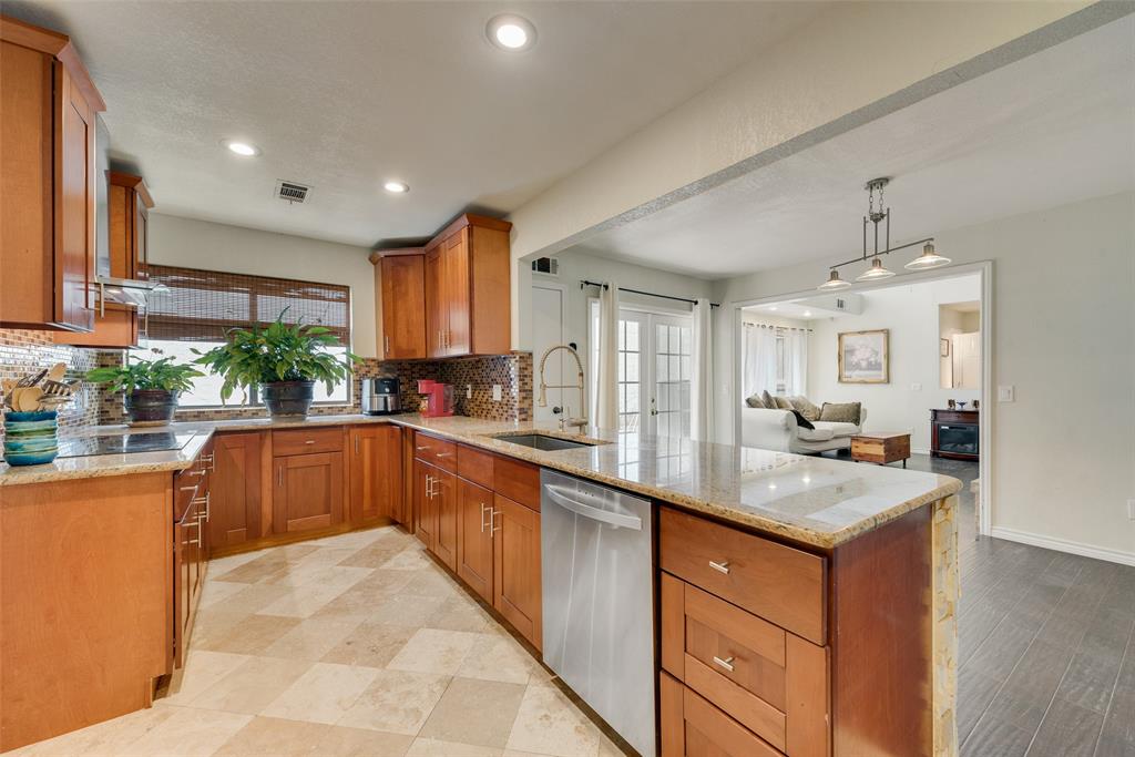 17113 Upper Bay Road