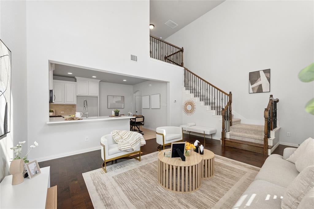 643 Matthew Place