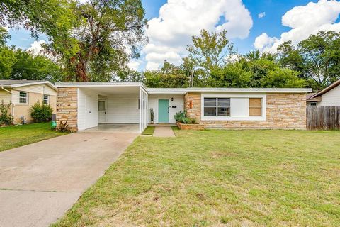 2904 Martin Lydon Avenue Fort Worth TX 76133