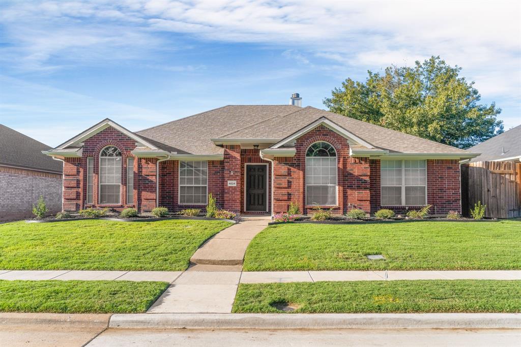 4824 Spanishmoss Drive