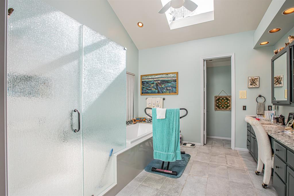 1731 Manor Lane