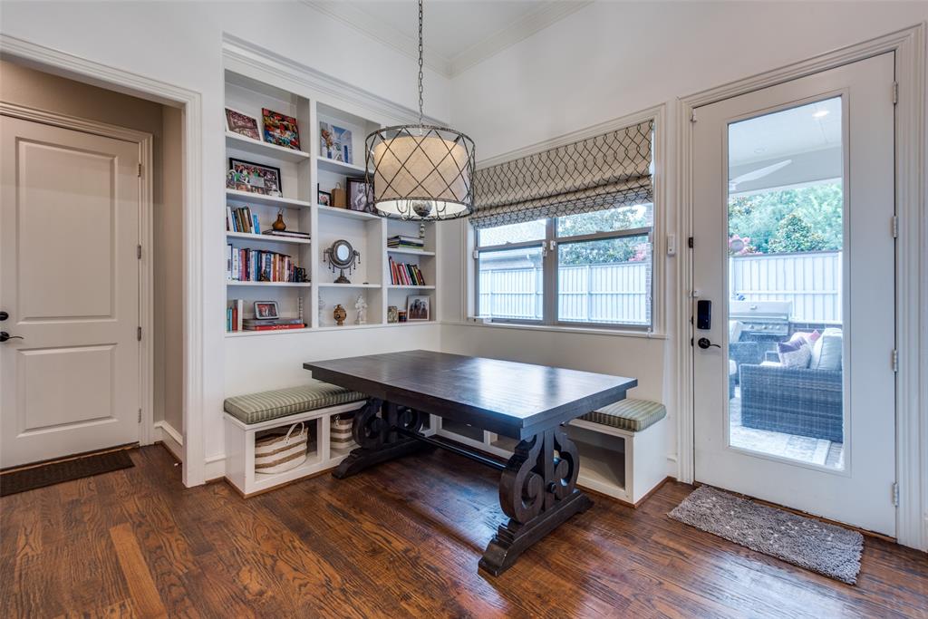 Briarwood 02 Instl - Residential