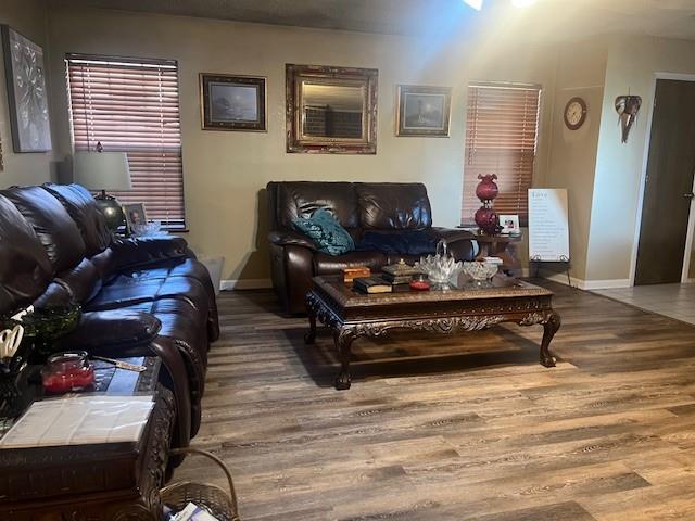 2423 Evelyn Road