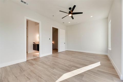 Tiny photo for 1123 Muncie Ave, Dallas, TX 75212 (MLS # 21101219)