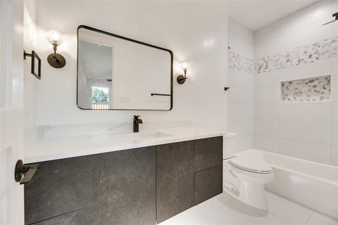 Tiny photo for 1123 Muncie Ave, Dallas, TX 75212 (MLS # 21101219)