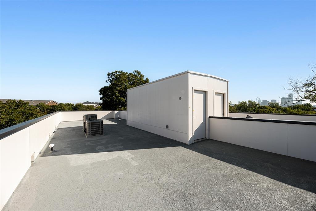 Z E COOMBS WEST END - Residential