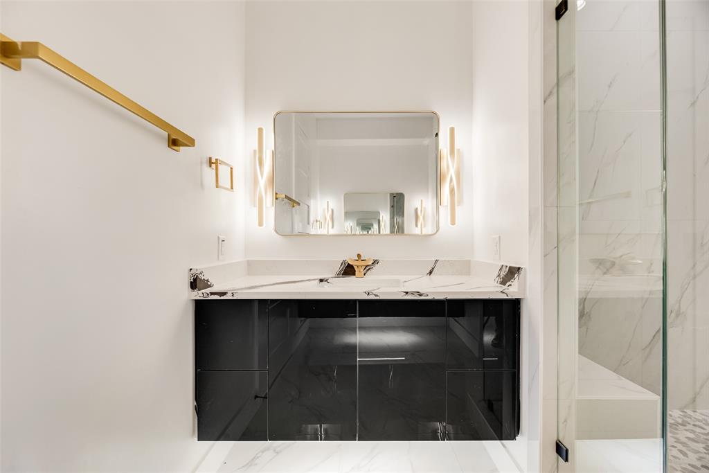 Z E COOMBS WEST END - Residential