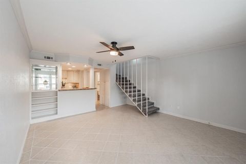 3825 Gilbert Avenue 204 Dallas TX 75219